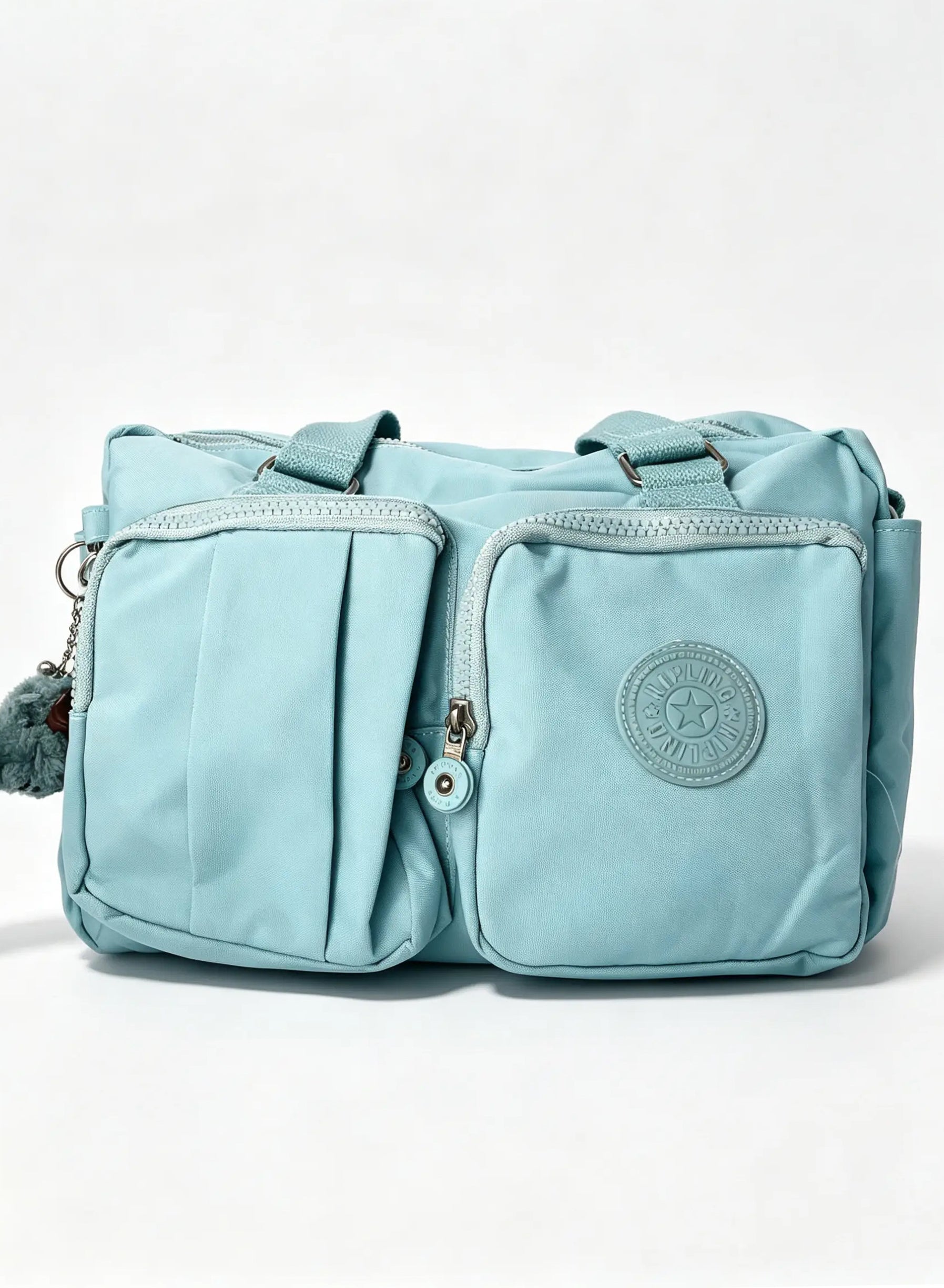 شنطة يد أزرق سماوي كبيرة بجيبين أماميين وميدالية حيوان | Large Sky Blue Handbag with Double Front Pockets & Animal Charm