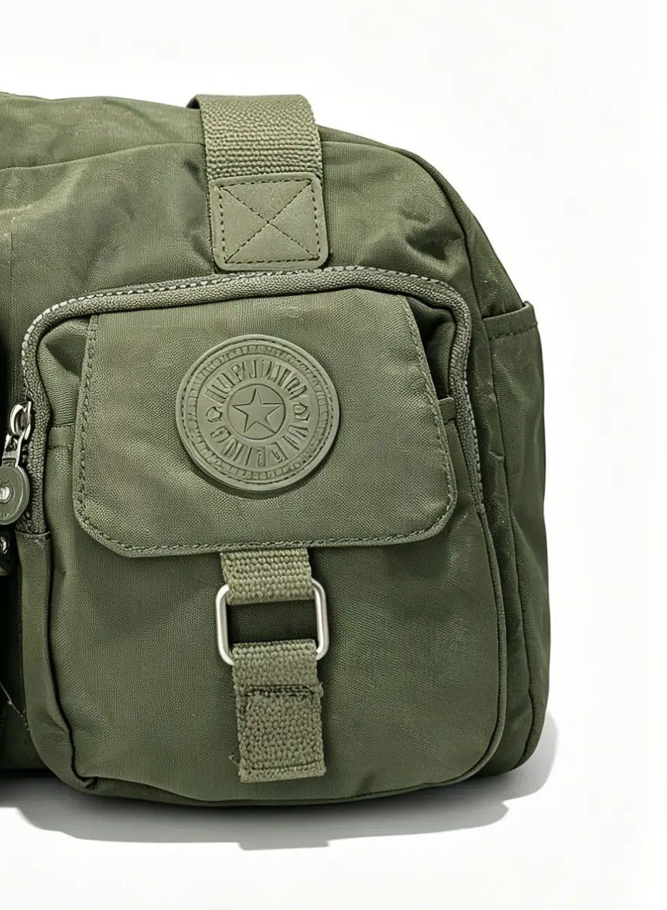 شنطة يد حريمي زتي عسكري بجيب أمامي وميدالية حيوان | Olive Green Green Women's Handbag with Front Pocket & Animal Charm