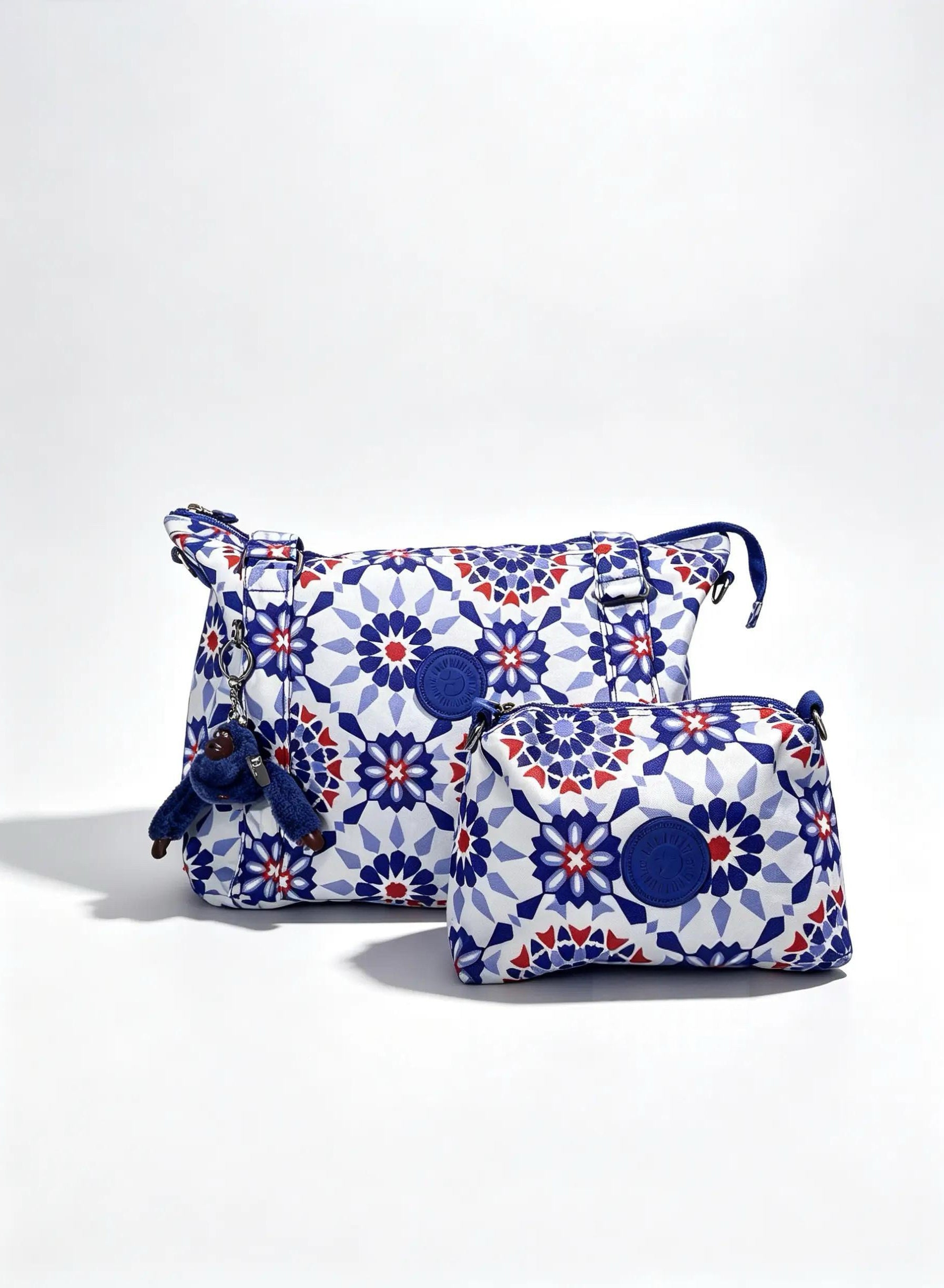شنطة يد حريمي كبيرة طبعة موزاييك أزرق وبرتقالي | Large Women's Blue & Orange Mosaic Print Handbag