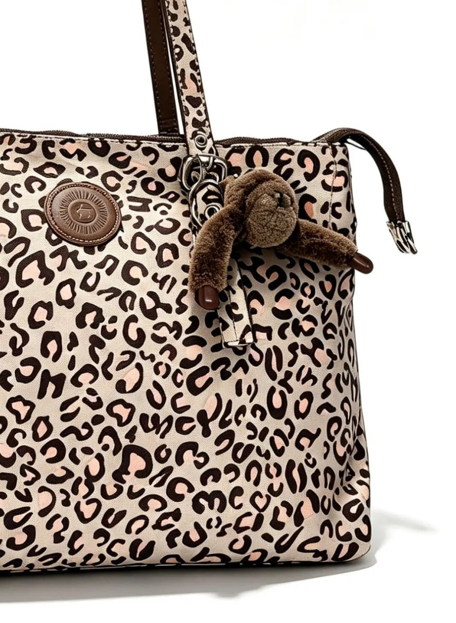 شنطة يد حريمي كبيرة طبعة ليوبارد بيج وردي بيدين جلد | Large Women's Blush Leopard Print Handbag with Leather Handles