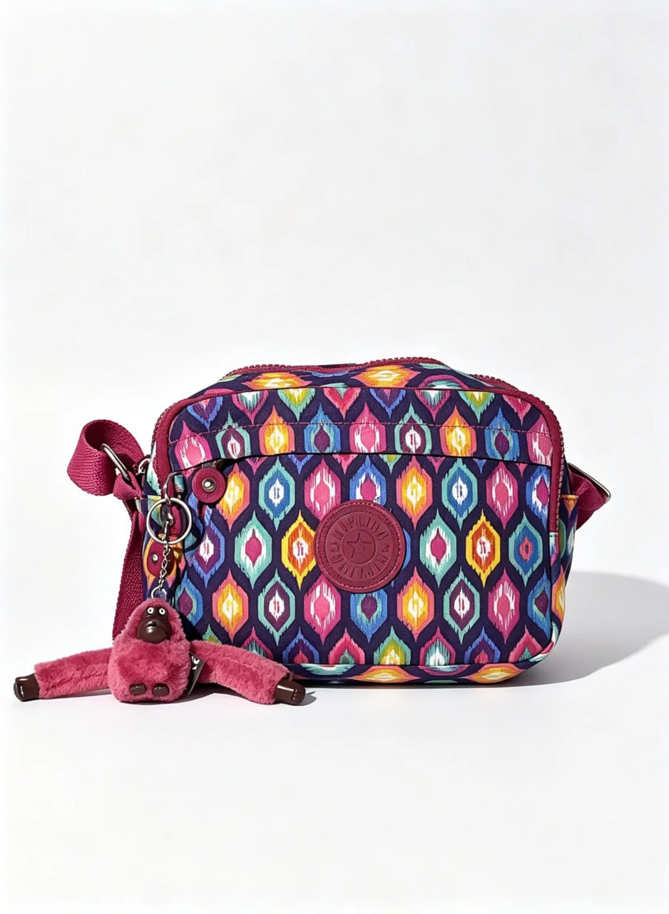 شنطة كروس حريمي متعددة الألوان بطبعة هندسية زاهية | Multicolor Women's Crossbody Bag with Vibrant Geometric Print