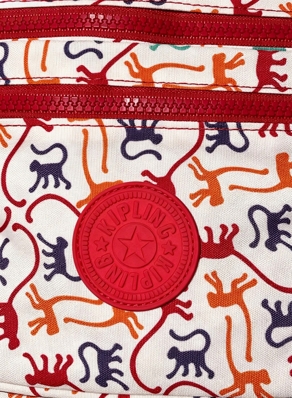 شنطة كروس حريمي بيج بطبعة حيوانات كرتونية ملونة | Beige Women's Crossbody Bag with Colorful Cartoon Animal Print