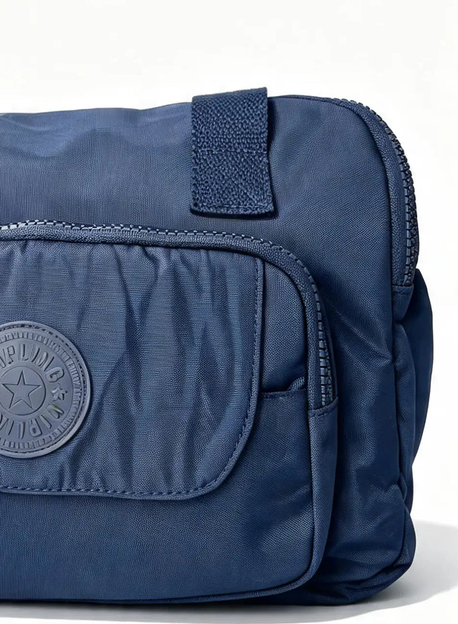 شنطة كتف كحلي بجيب أمامي منفصل - عملية للاستخدام اليومي | Navy Shoulder Bag with Front Pocket - Practical Everyday Design