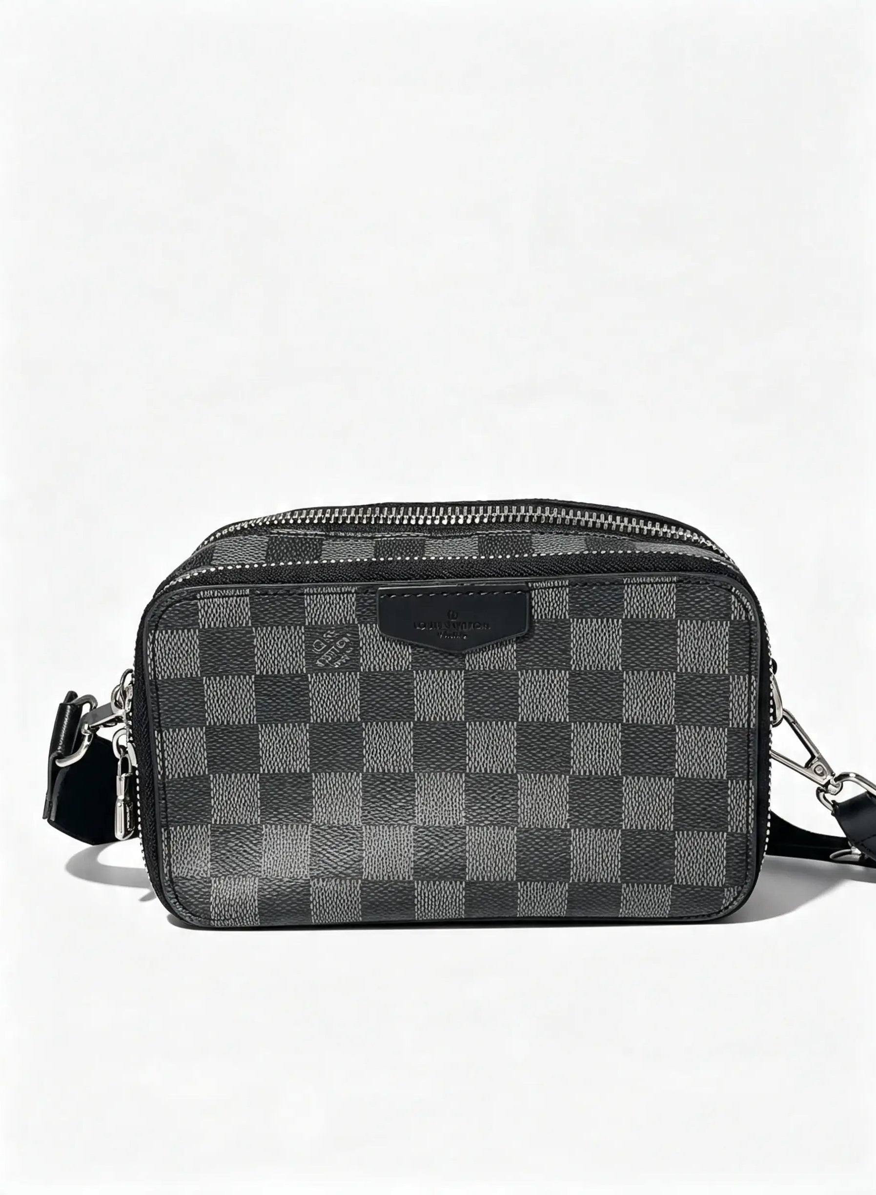 شنطة كروس رجالي جلد صناعي حفر شطرنجي رمادي وأسود | Men's Grey & Black Checkered Faux Leather Crossbody Bag
