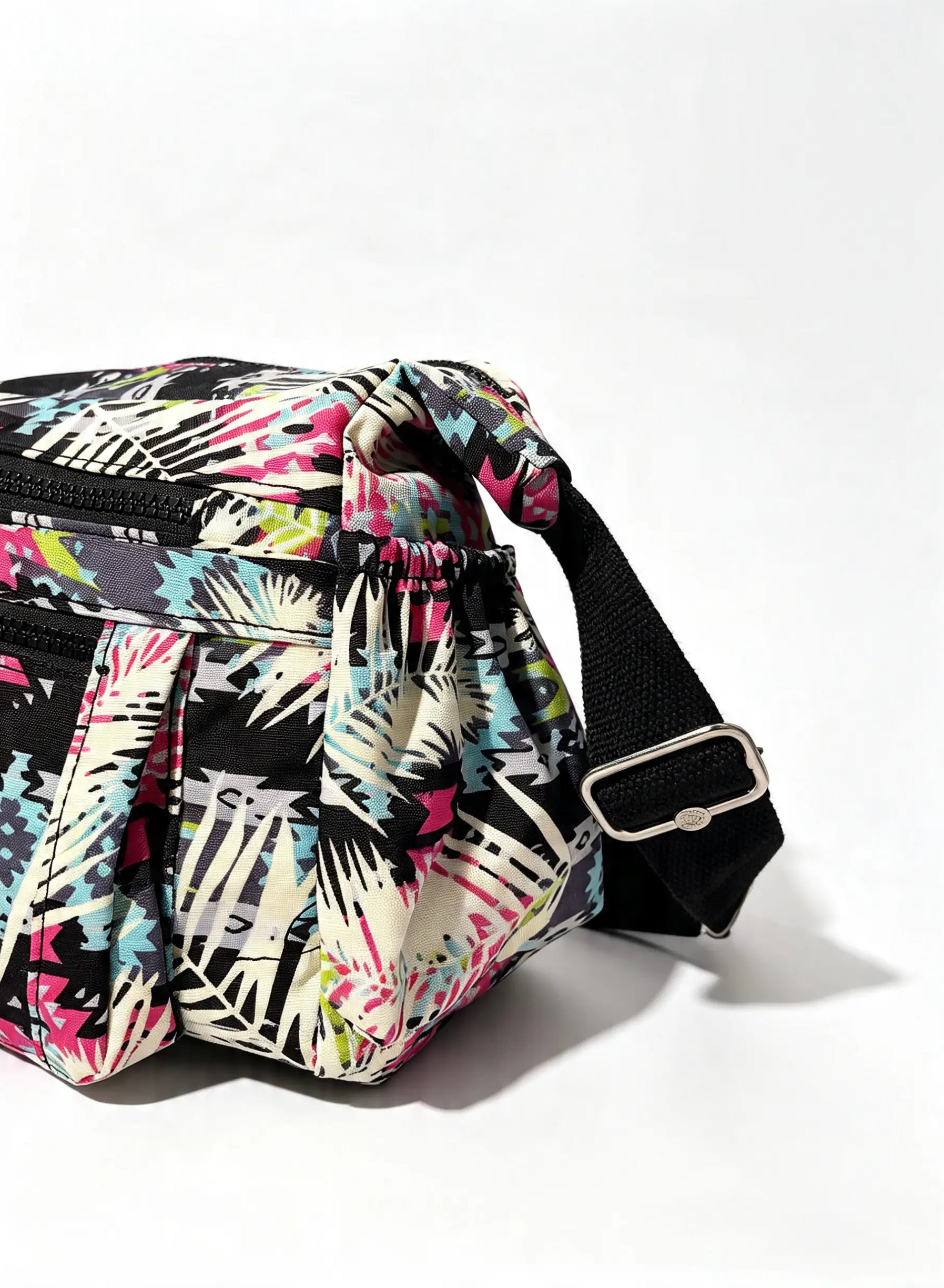 شنطة كروس حريمي بطبعة أزتك وأوراق نخيل ملونة | Women's Crossbody Bag with Aztec & Tropical Leaf Print